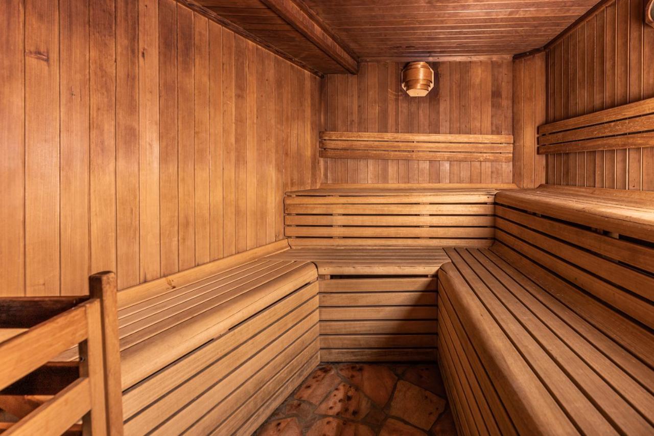 Hotel Soreghes Gran Chalet 坎皮泰洛迪法萨 外观 照片